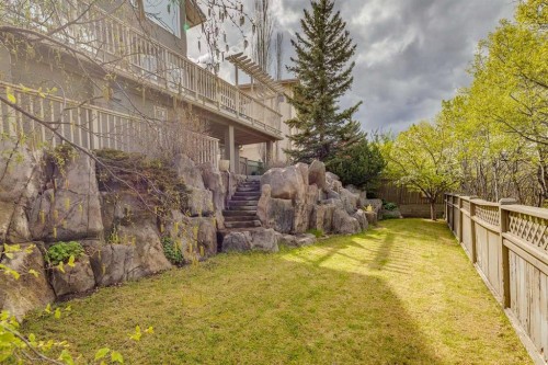 52 Christie Knoll Heights Sw, Calgary, AB - Outdoor