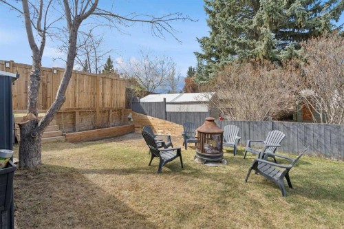 691 Brookpark Drive Sw, Calgary, AB - Outdoor