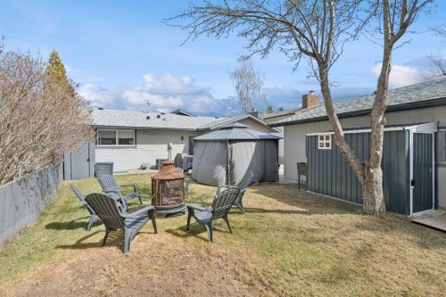 691 Brookpark Drive Sw, Calgary, AB - Outdoor