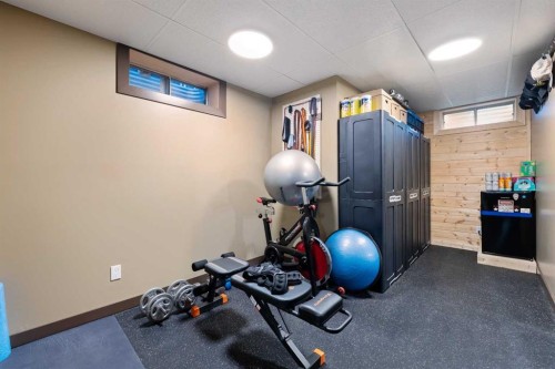 11 Woodside Circle, Airdrie, AB - Indoor Photo Showing Gym Room