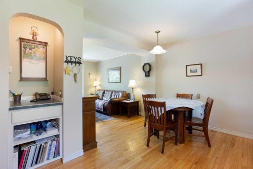 108 Silver Springs Drive Nw, Calgary, AB 