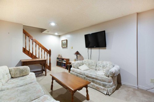 108 Silver Springs Drive Nw, Calgary, AB 