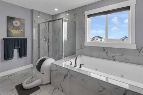 1112 Iron Landing Way, Crossfield, AB - Indoor Photo Showing Bathroom