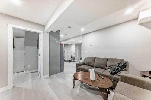 172 Redstone Park Ne, Calgary, AB - Indoor Photo Showing Other Room