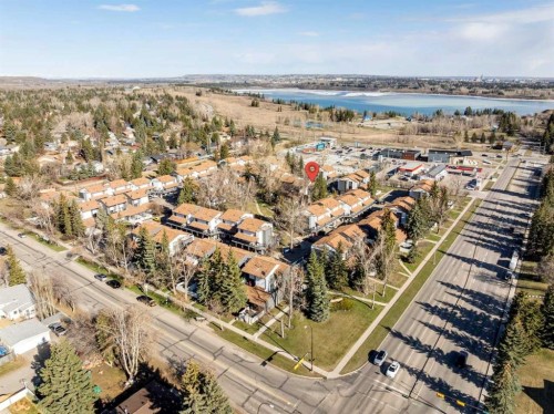 1002-2520 Palliser Drive Sw, Calgary, AB - Outdoor With View