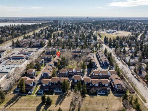 1002-2520 Palliser Drive Sw, Calgary, AB - Outdoor With View