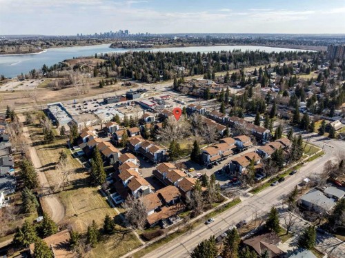 1002-2520 Palliser Drive Sw, Calgary, AB - Outdoor With View