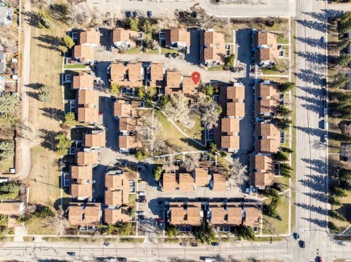 1002-2520 Palliser Drive Sw, Calgary, AB - Outdoor With View