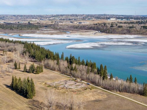1002-2520 Palliser Drive Sw, Calgary, AB - Outdoor With View