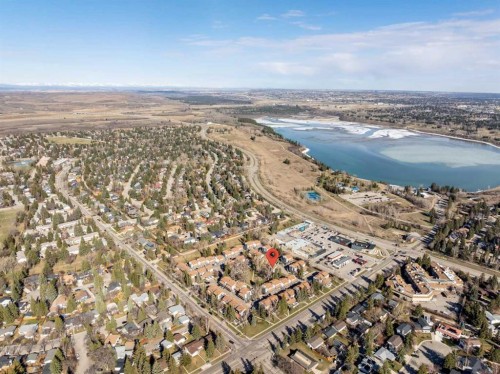 1002-2520 Palliser Drive Sw, Calgary, AB - Outdoor With View