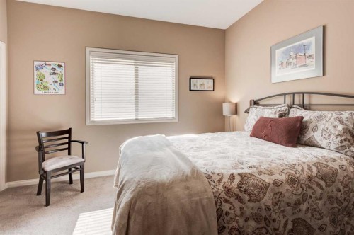 180 Sierra Morena Landing Sw, Calgary, AB - Indoor Photo Showing Bedroom