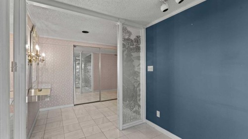1002A-500 Eau Claire Avenue Sw, Calgary, AB - Indoor Photo Showing Bathroom