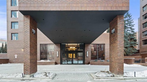 1002A-500 Eau Claire Avenue Sw, Calgary, AB - Outdoor