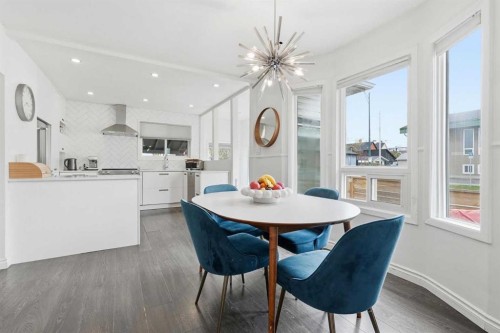 402 8A Street Ne, Calgary, AB - Indoor Photo Showing Dining Room