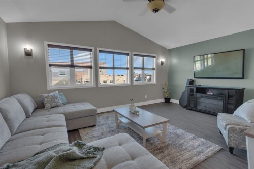 69 Morningside Circle Sw, Airdrie, AB - Indoor Photo Showing Living Room