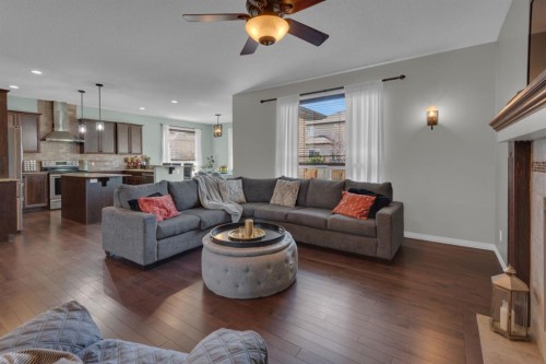 69 Morningside Circle Sw, Airdrie, AB - Indoor Photo Showing Living Room