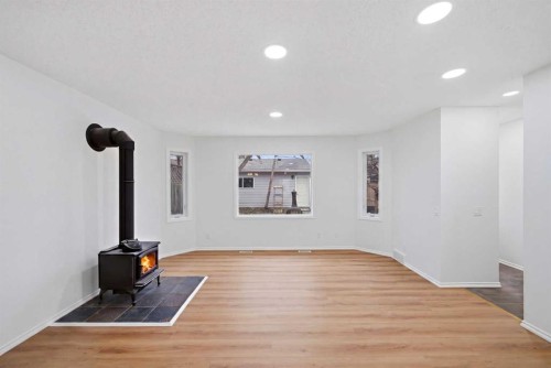 924 19 Avenue Nw, Calgary, AB - Indoor