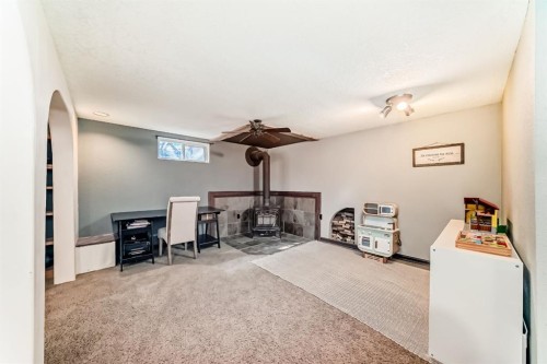 51 Foxwell Road Se, Calgary, AB - Indoor