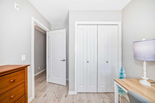 220-7 Westpark Common Sw, Calgary, AB - Indoor