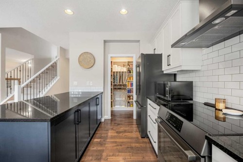 103 Auburn Glen Way Se, Calgary, AB - Indoor Photo Showing Kitchen With Upgraded Kitchen