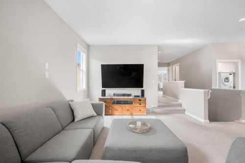 103 Auburn Glen Way Se, Calgary, AB - Indoor Photo Showing Living Room