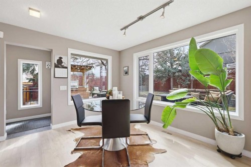 2712 22 Street Sw, Calgary, AB - Indoor Photo Showing Dining Room