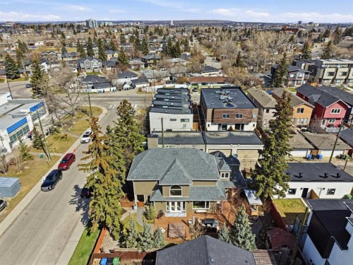 2712 22 Street Sw, Calgary, AB - Outdoor With View