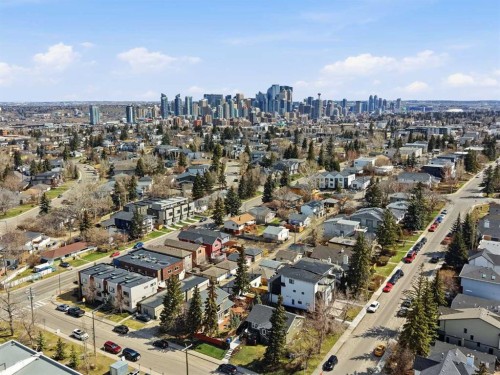 2712 22 Street Sw, Calgary, AB - Outdoor With View
