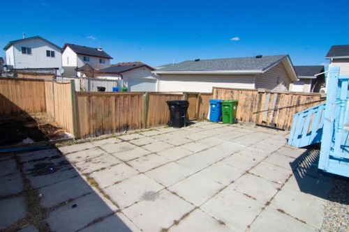 5320 Martin Crossing Drive Ne, Calgary, AB - Outdoor
