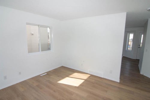 5320 Martin Crossing Drive Ne, Calgary, AB - Indoor Photo Showing Other Room