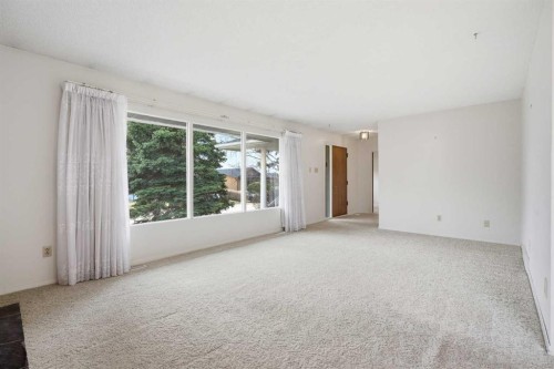 5220 Barron Drive Nw, Calgary, AB - Indoor