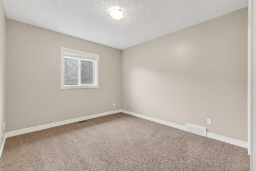 43 Heritage Hill, Cochrane, AB - Indoor Photo Showing Other Room
