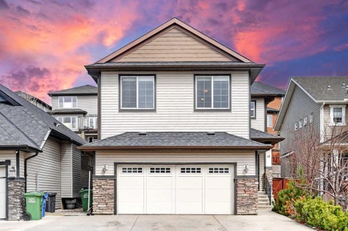 43 Heritage Hill, Cochrane, AB - Outdoor