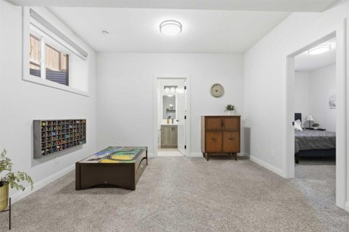 7 Evansglen Park Nw, Calgary, AB - Indoor