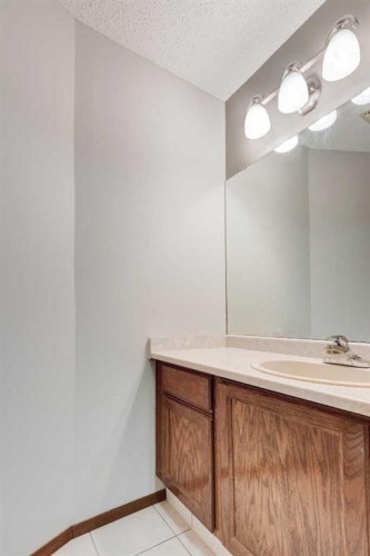 260 Hawkwood Boulevard Nw, Calgary, AB - Indoor