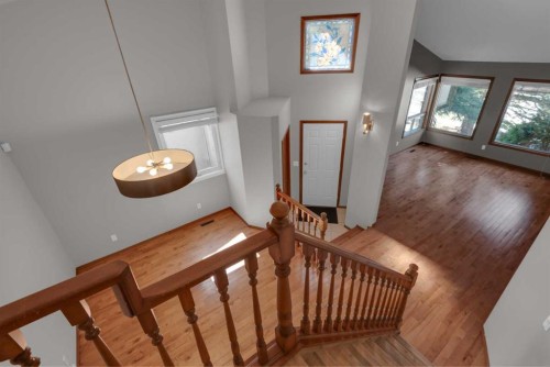 260 Hawkwood Boulevard Nw, Calgary, AB - Indoor Photo Showing Other Room