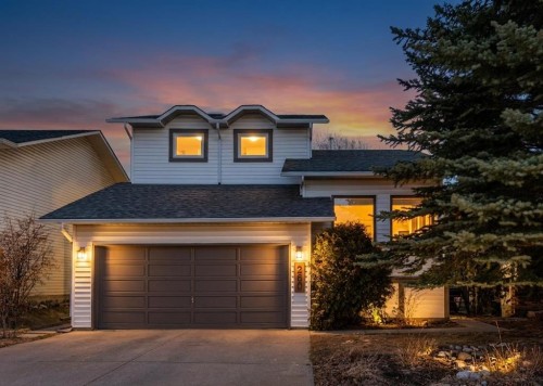 260 Hawkwood Boulevard Nw, Calgary, AB - Outdoor