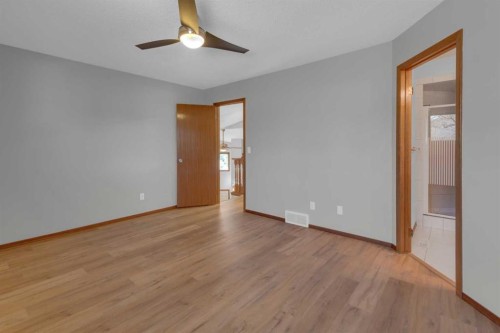 260 Hawkwood Boulevard Nw, Calgary, AB - Indoor Photo Showing Other Room