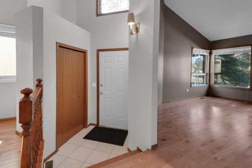 260 Hawkwood Boulevard Nw, Calgary, AB - Indoor Photo Showing Other Room