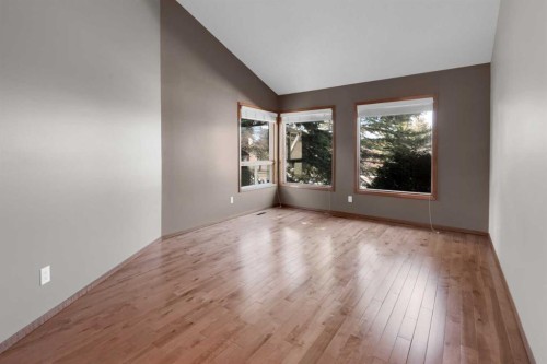 260 Hawkwood Boulevard Nw, Calgary, AB - Indoor