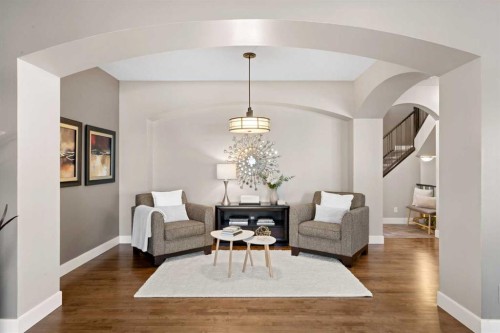 809 Canoe Green Sw, Airdrie, AB - Indoor Photo Showing Living Room