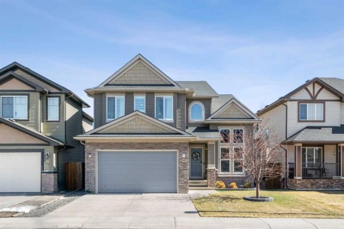 809 Canoe Green SW Airdrie, AB T4B 3K6
