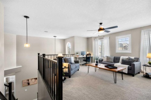 809 Canoe Green Sw, Airdrie, AB - Indoor Photo Showing Other Room