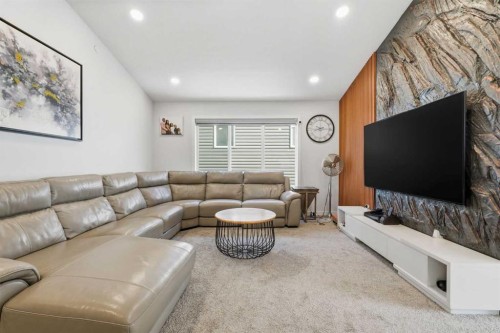 260 Lucas Way Nw, Calgary, AB - Indoor Photo Showing Living Room