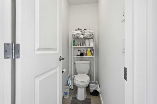 260 Lucas Way Nw, Calgary, AB - Indoor Photo Showing Bathroom
