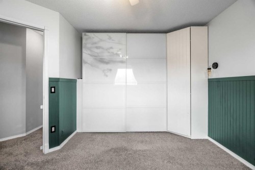 14700 Mt Mckenzie Drive Se, Calgary, AB - Indoor Photo Showing Other Room