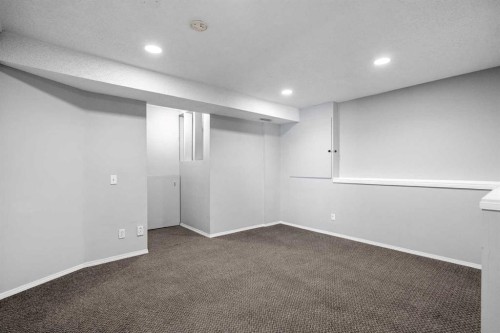 14700 Mt Mckenzie Drive Se, Calgary, AB - Indoor
