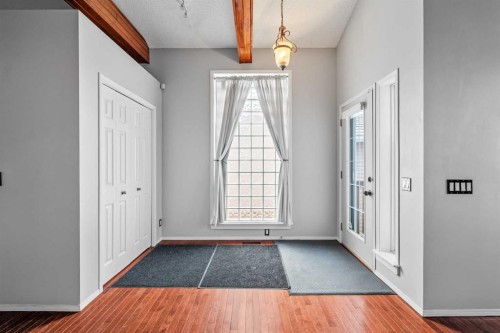 14700 Mt Mckenzie Drive Se, Calgary, AB - Indoor Photo Showing Other Room