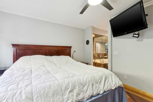 95 Mchugh Road Ne, Calgary, AB - Indoor Photo Showing Bedroom