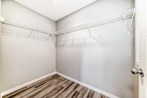 911 Evansridge Park Nw, Calgary, AB - Indoor With Storage